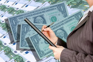 银行利息与指数基金，哪个更稳健？深度解析两者的风险与收益  第1张