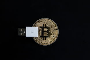探岳保险盒子在哪里图解