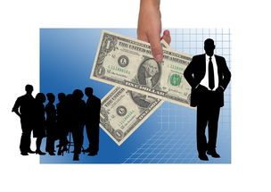 月收入多少才适合理财？新手理财规划指南
